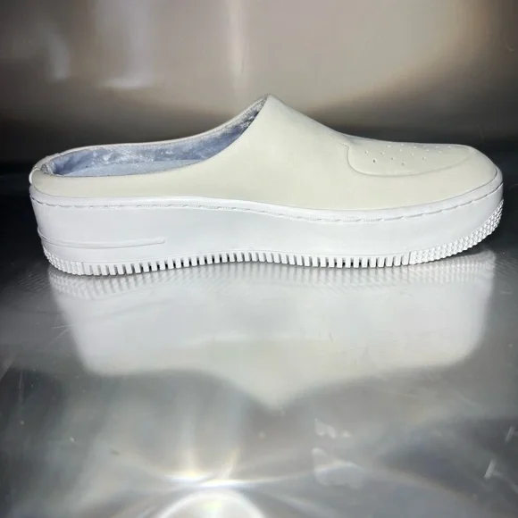 Nike Air Force 1 Lover XX Off White. Size 9. Brand New. No Box. - Picture 3 of 11